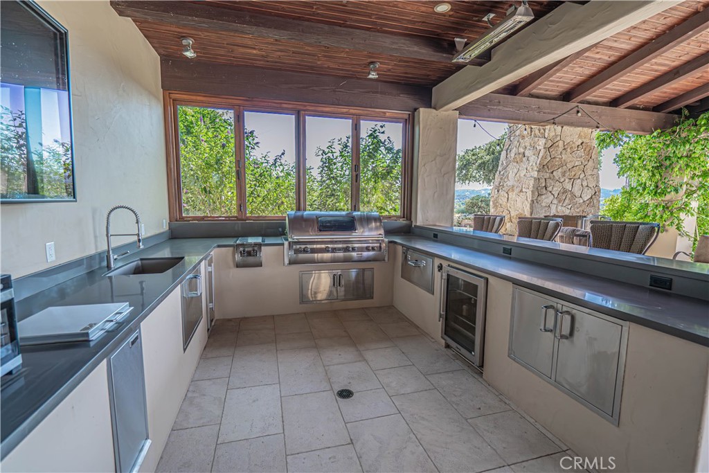 3030 Templeton Property Photo 29