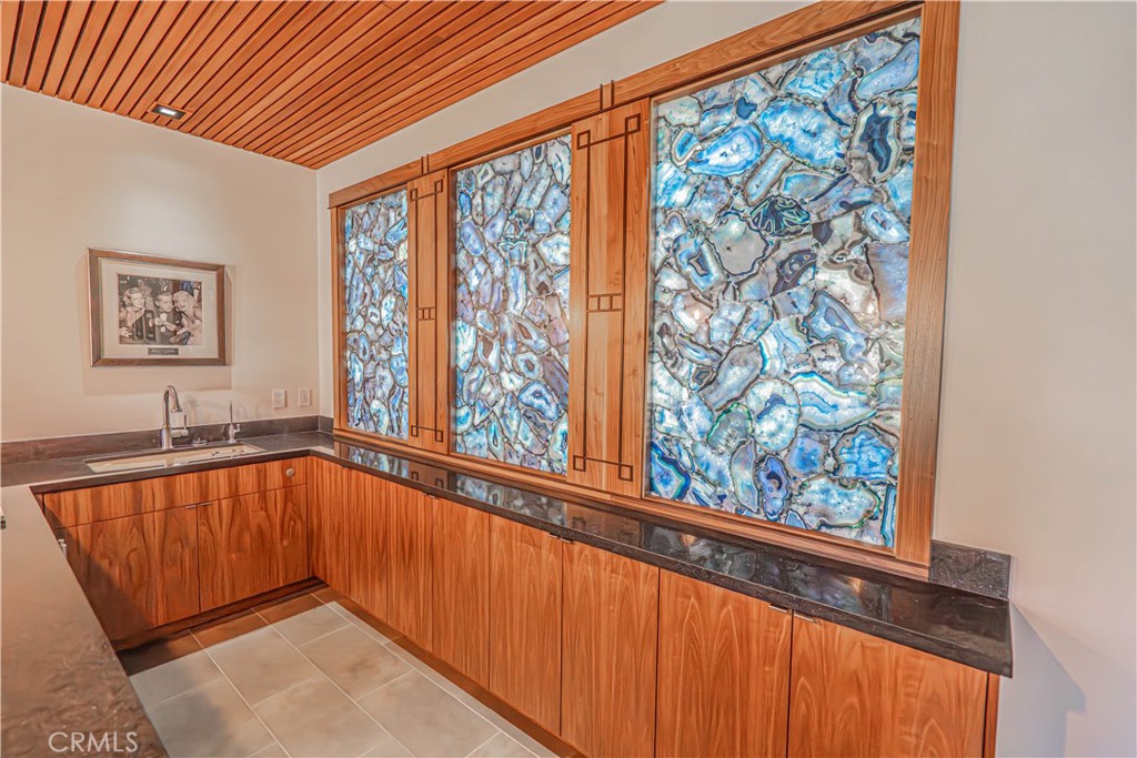 3030 Templeton Property Photo 36