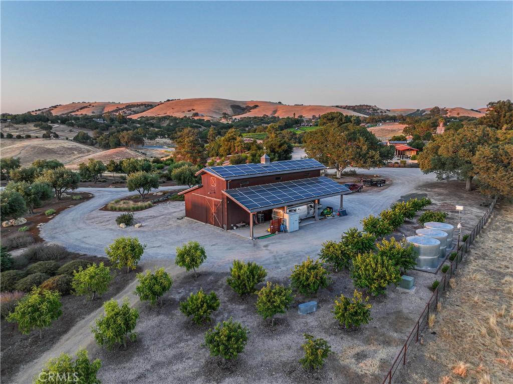 3030 Templeton Property Photo 41