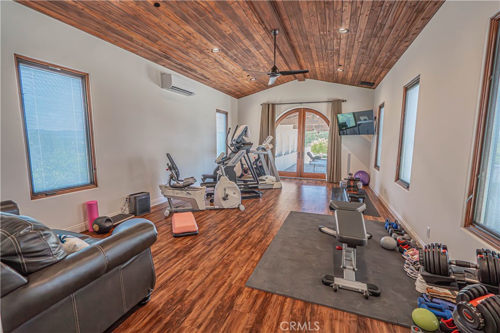 3030 Templeton Property Photo 51