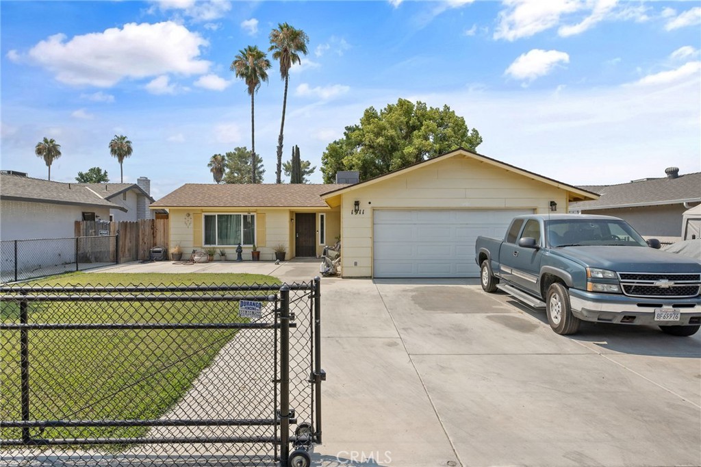 1911 W Vine Street Property Photo 1