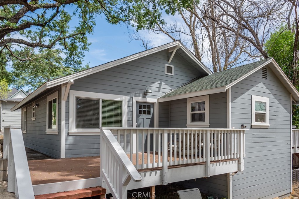 1222 Chestnut Street Property Photo 1