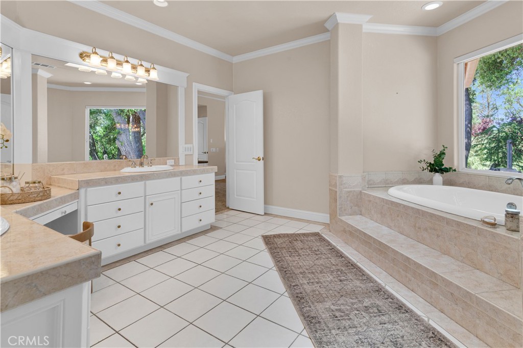 117 Frontier Way Property Photo 30