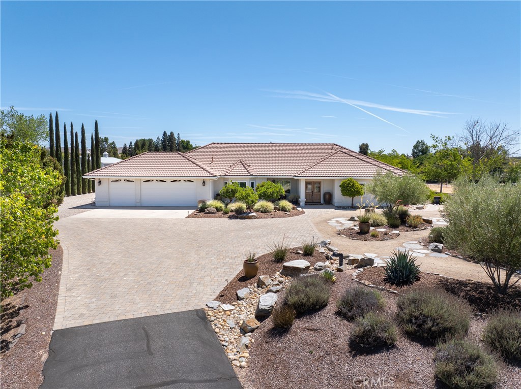 5633 Rancho La Loma Linda Drive Property Photo 1