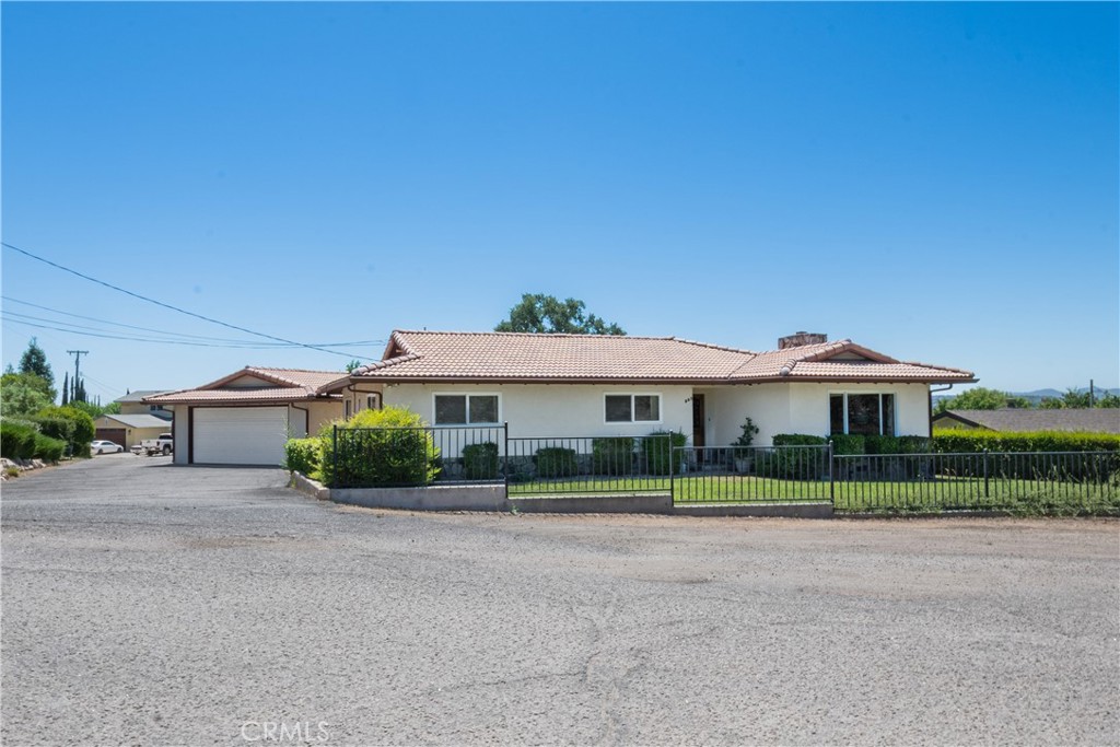 726 N Trigo Ln Property Photo 1