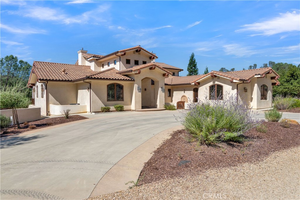 8820 Cantinas Point Property Photo 1