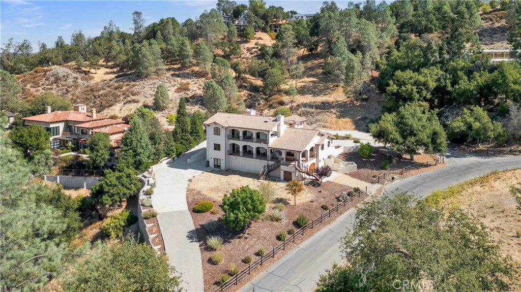 8820 Cantinas Point Property Photo 7
