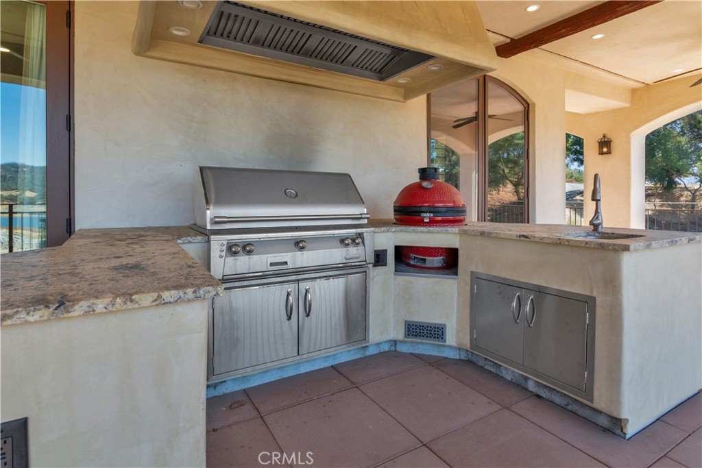 8820 Cantinas Point Property Photo 28