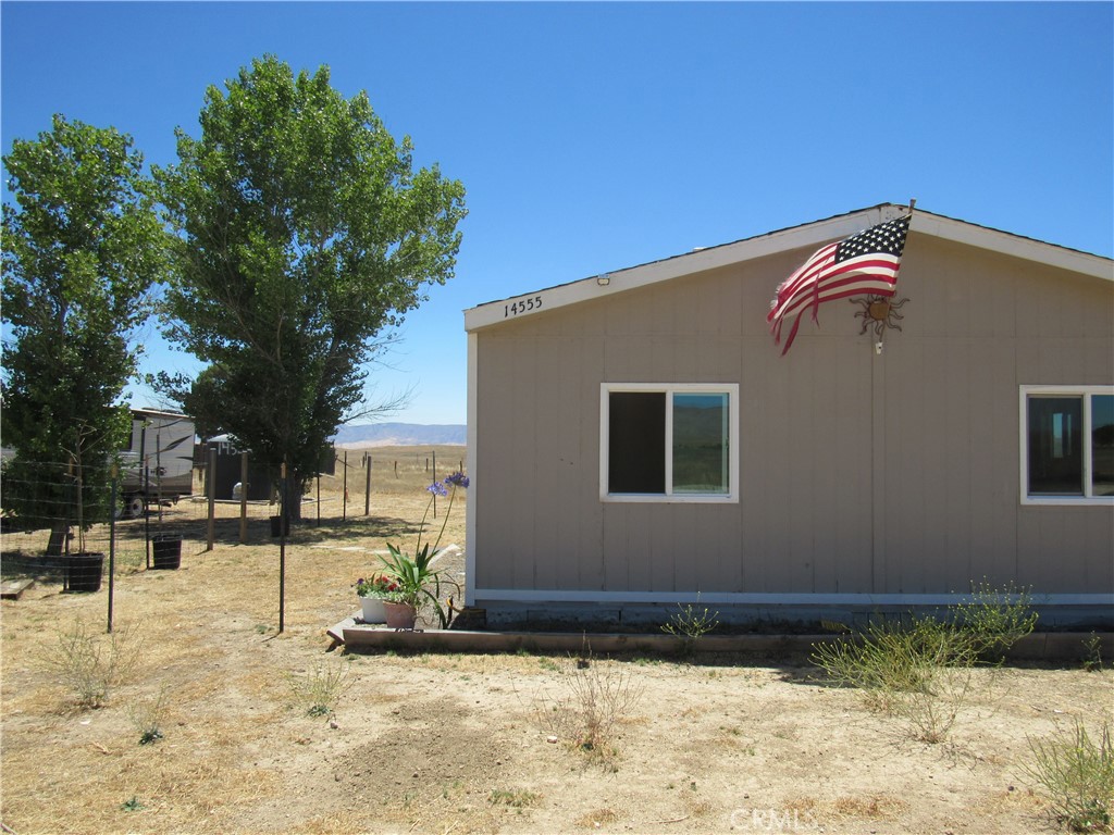 14555 Artesia Trail Property Photo 3