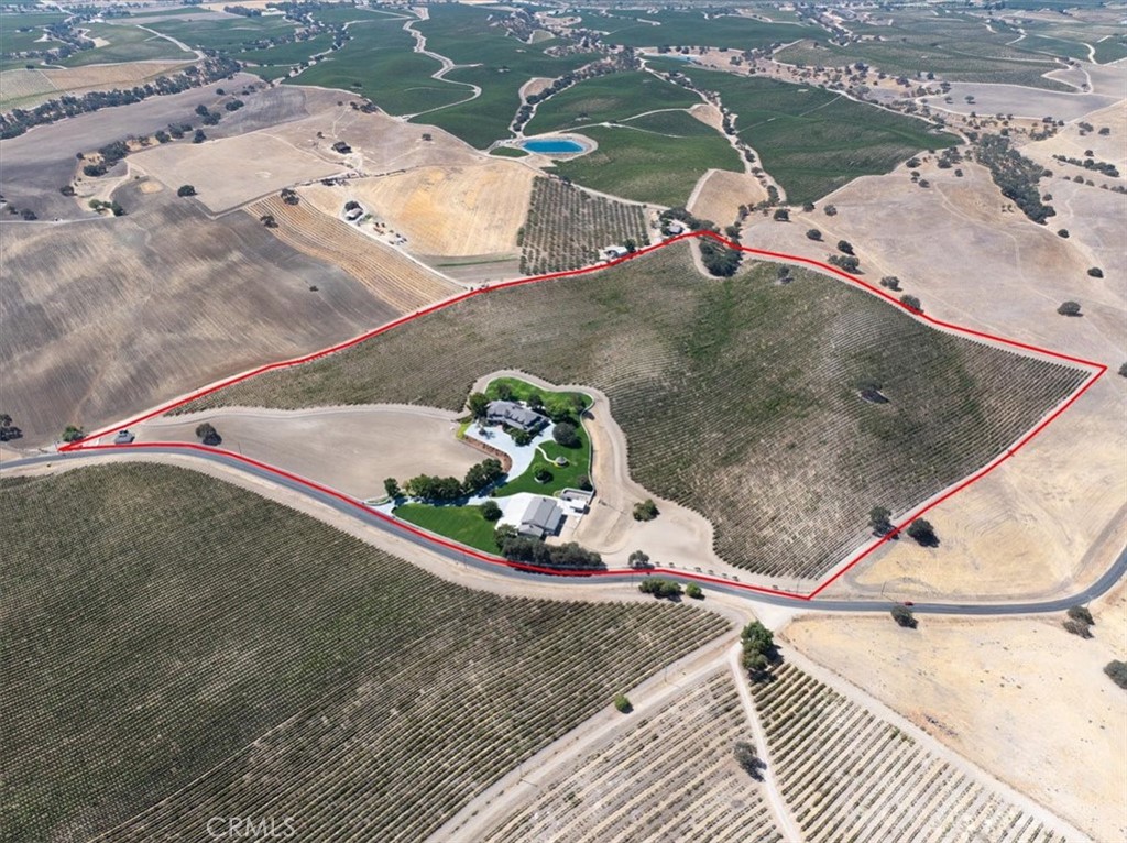 8283 Cross Canyons Road Property Photo 8