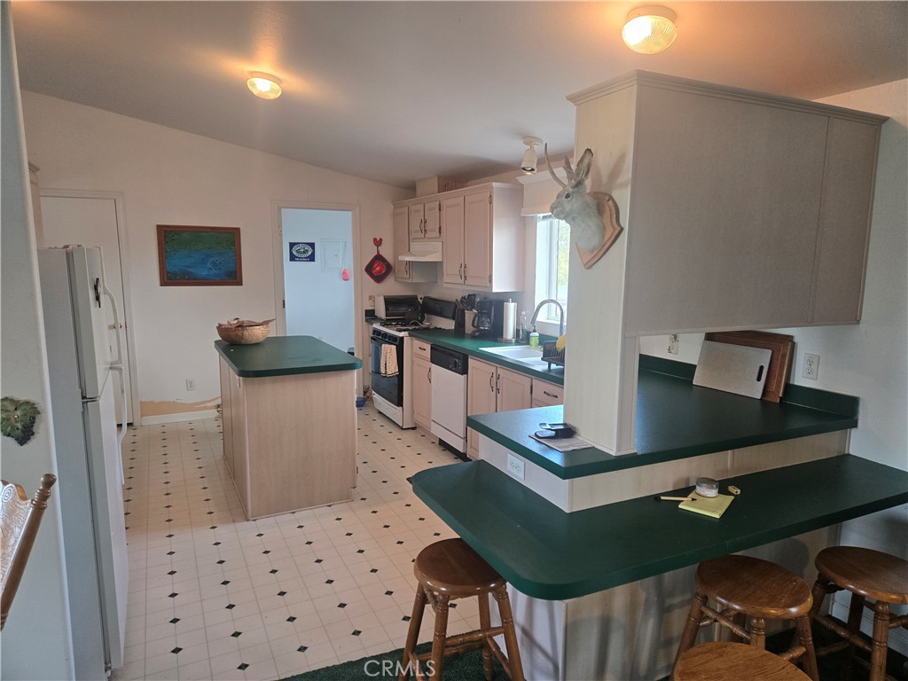 9308 Chimney Rock Road Property Photo 3