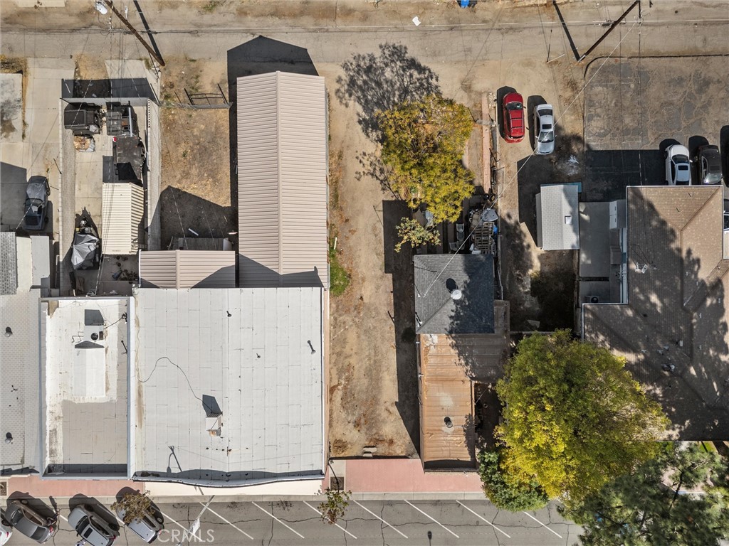 710 Center Street Property Photo 11