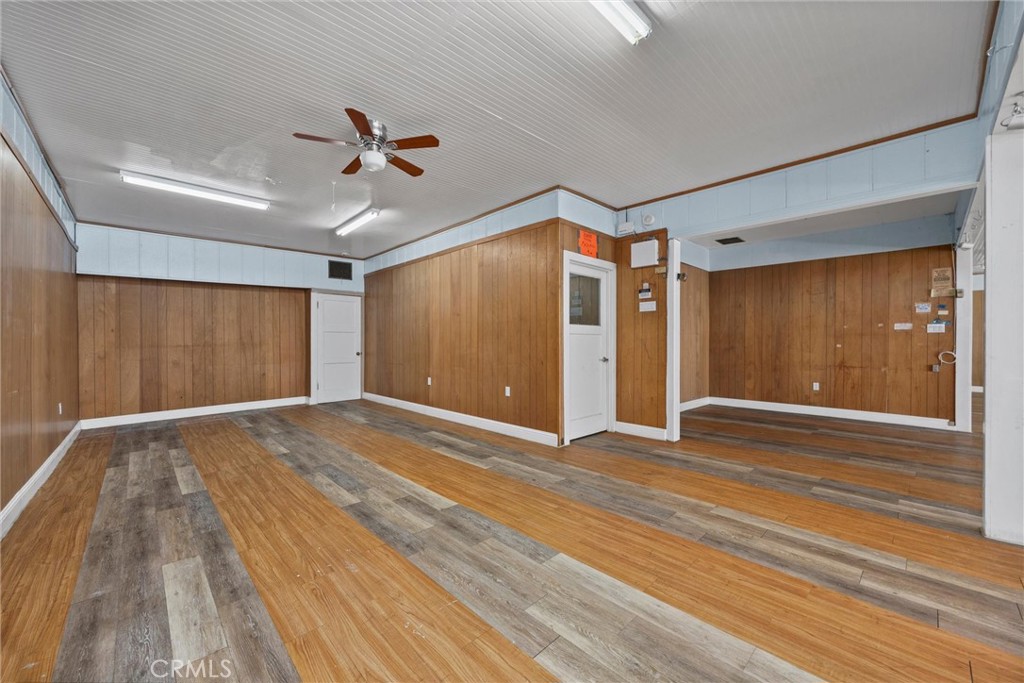 710 Center Street Property Photo 32