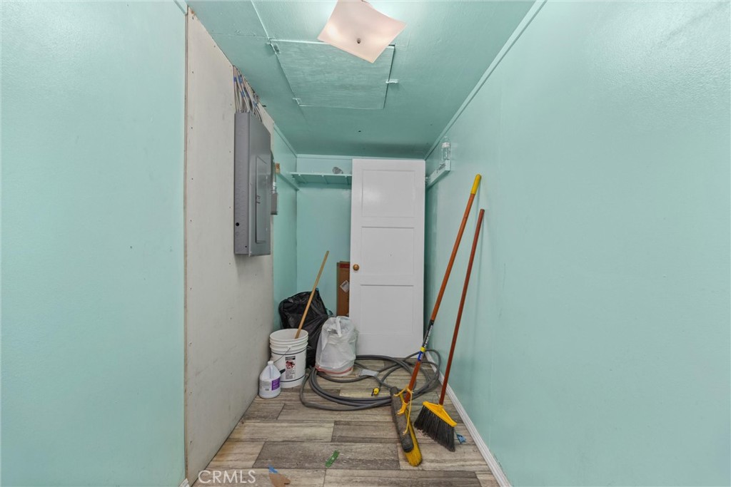 710 Center Street Property Photo 41