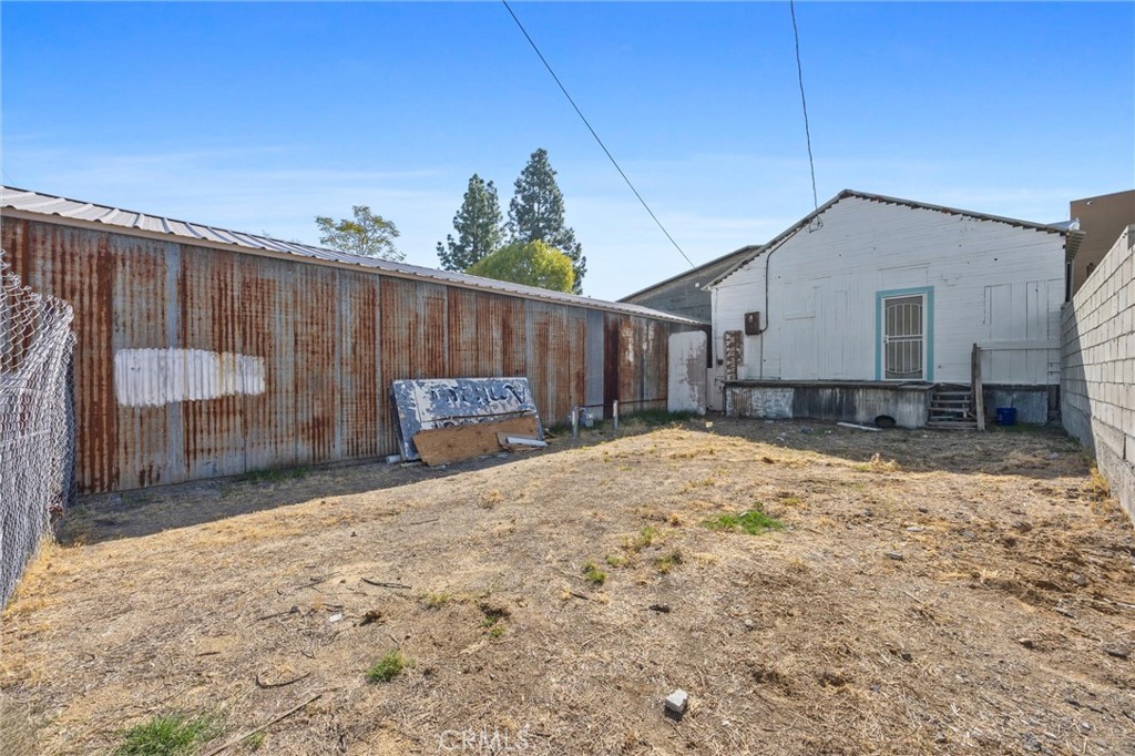 710 Center Street Property Photo 44