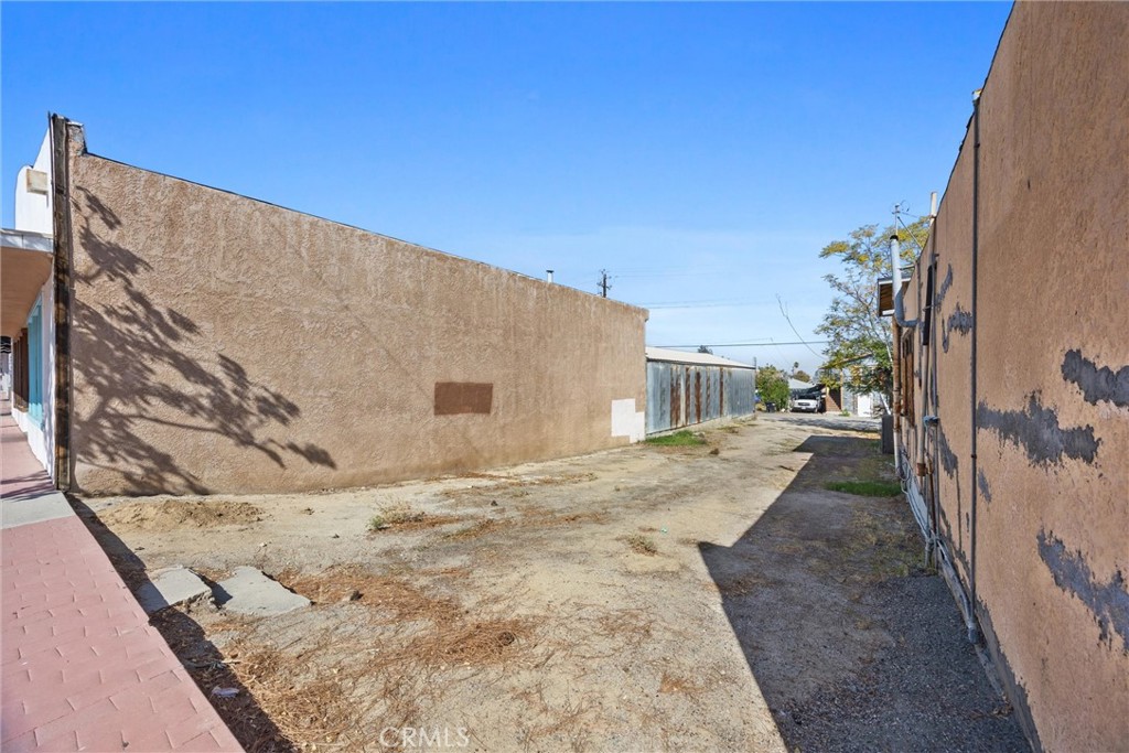 710 Center Street Property Photo 48