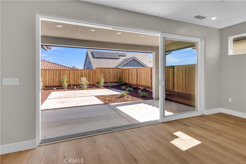 3730 Rosado Road Property Photo 8