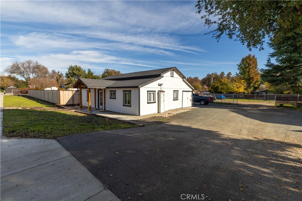 8795 Morro Road Property Photo 15