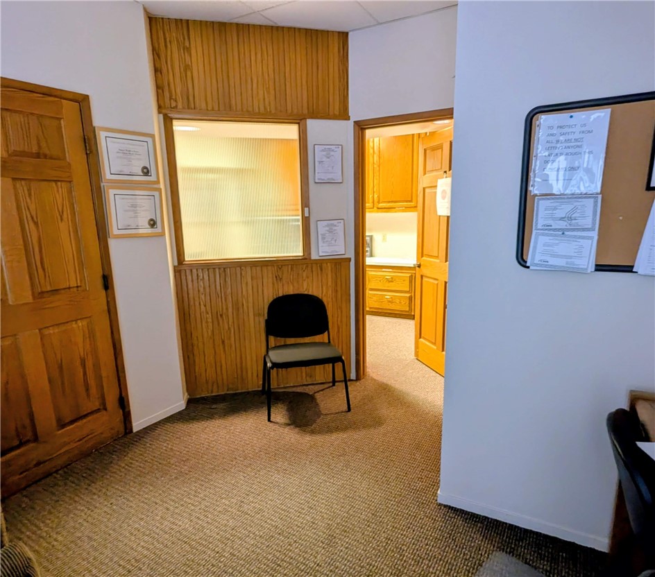 4555 El Camino Real A Property Photo 4