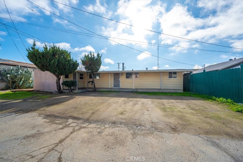 346 12th Property Photo 1