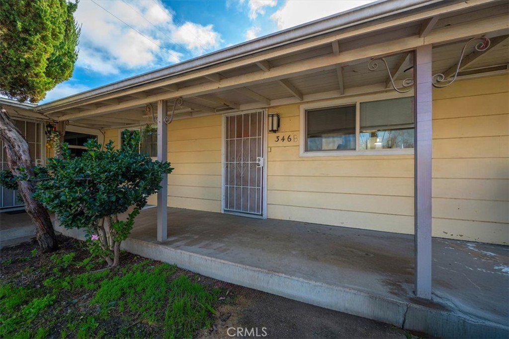 346 12th Property Photo 9