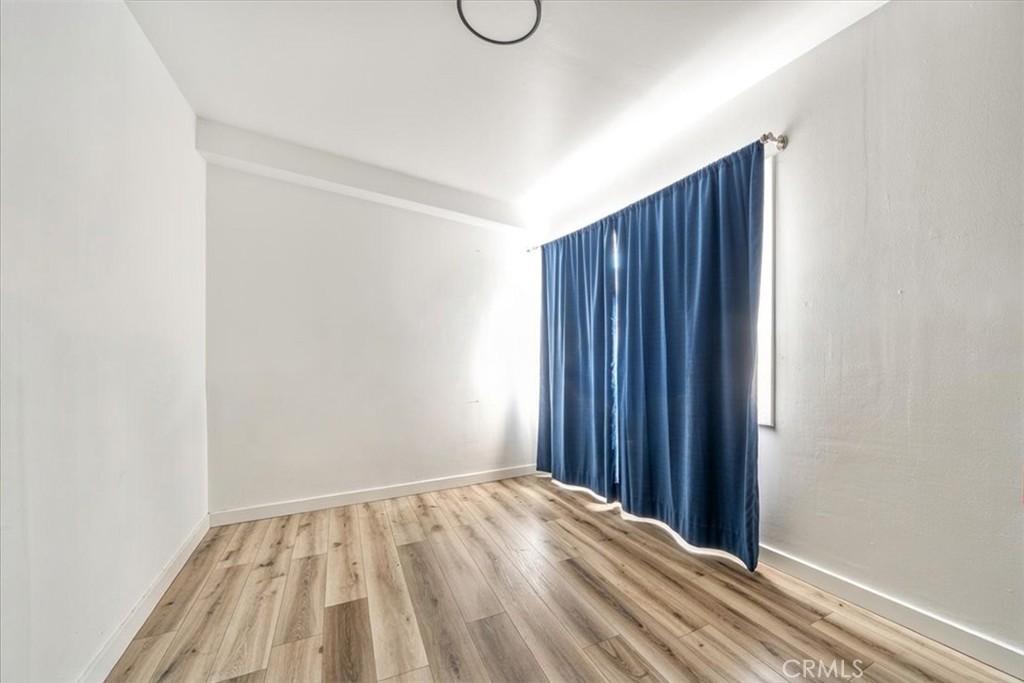 346 12th Property Photo 16
