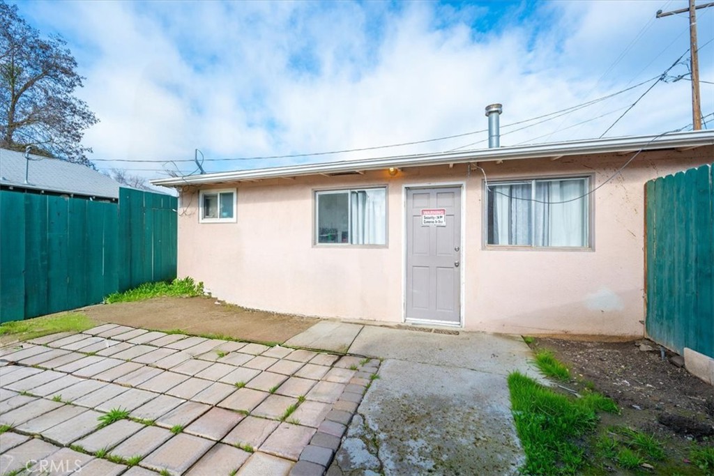346 12th Property Photo 19