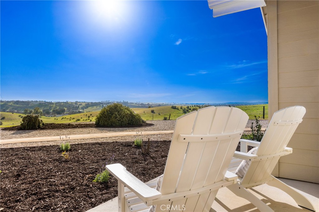 5995 Black Tail Place Property Photo 4