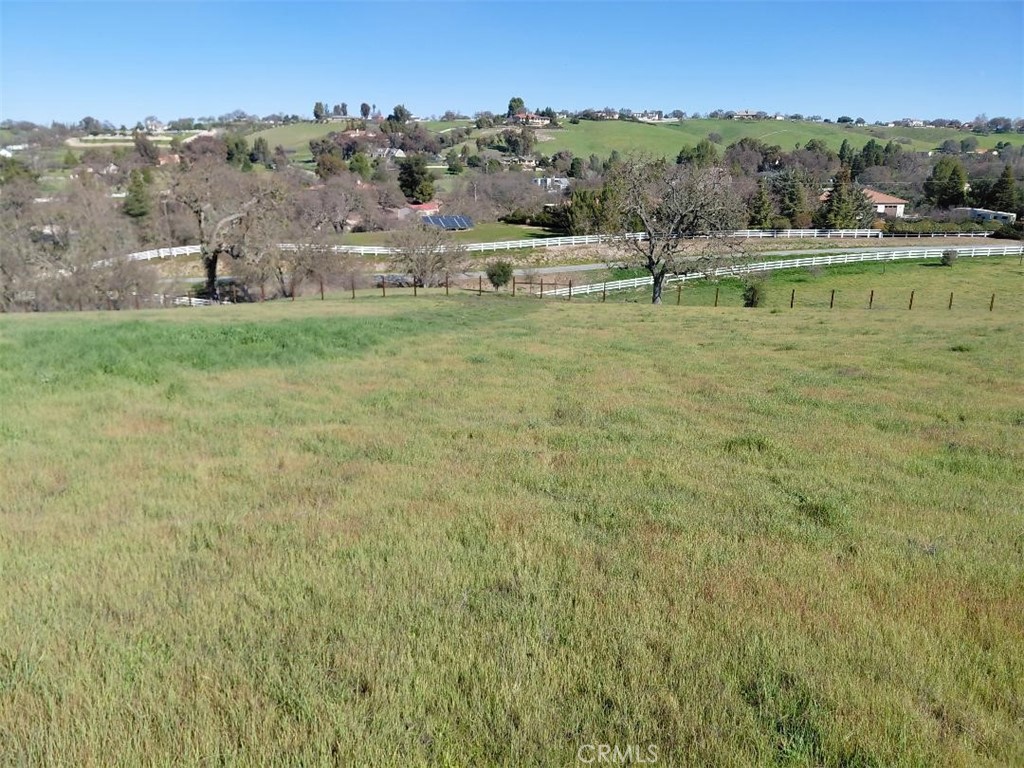1920 Fire Rock Loop Property Photo 6
