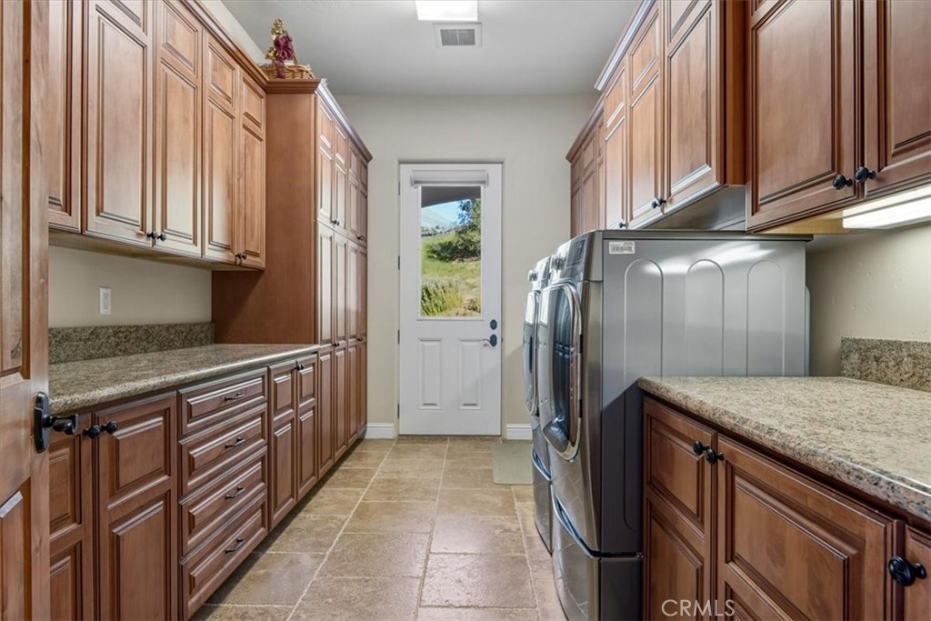 775 Riata Lane Property Photo 19
