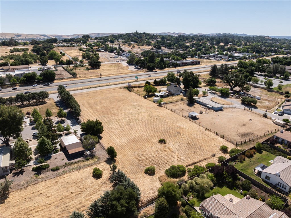 2400 Ramona Road Property Photo 16