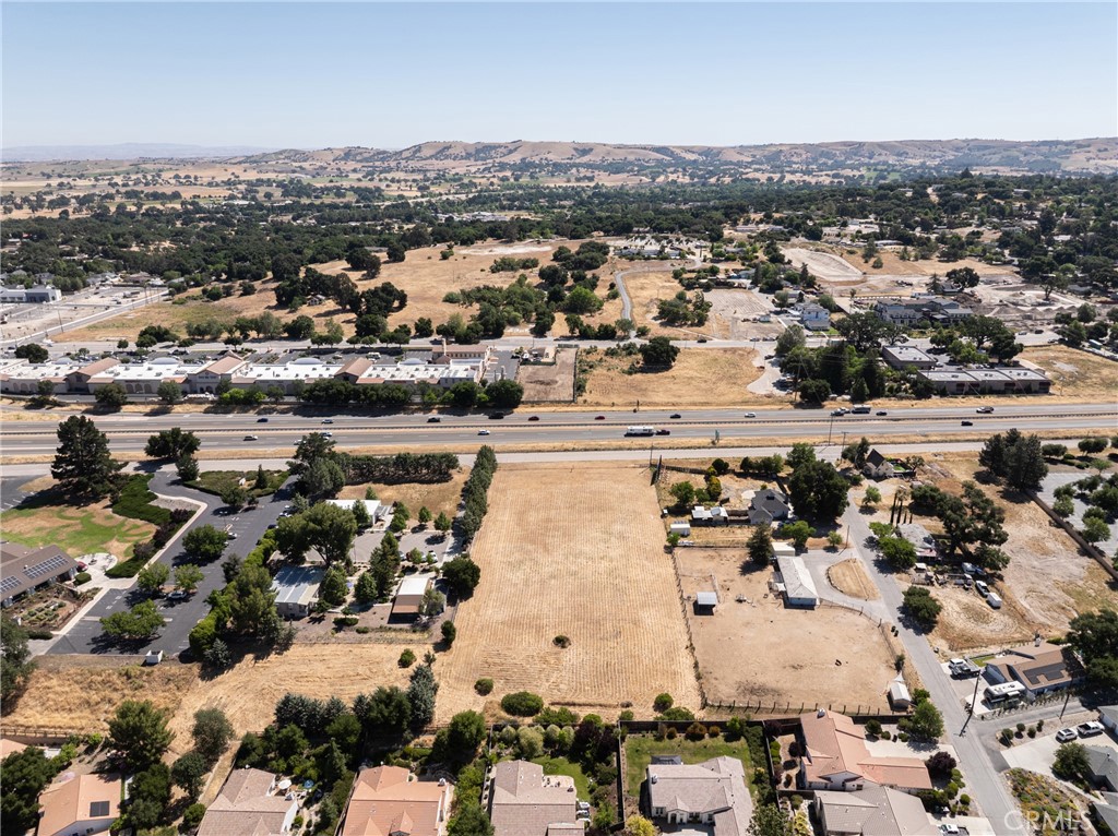 2400 Ramona Road Property Photo 21