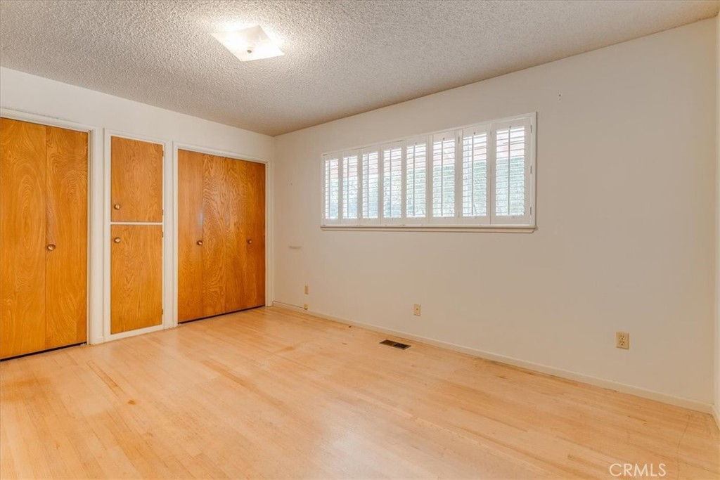 1264 N Refugio Property Photo 26
