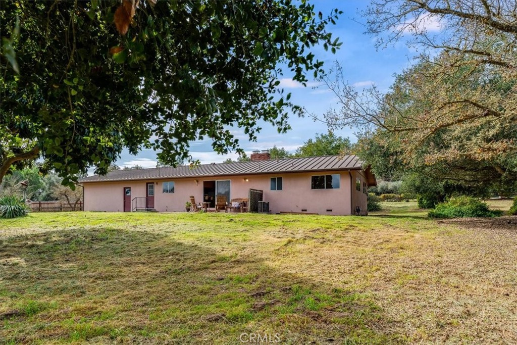 1264 N Refugio Property Photo 35