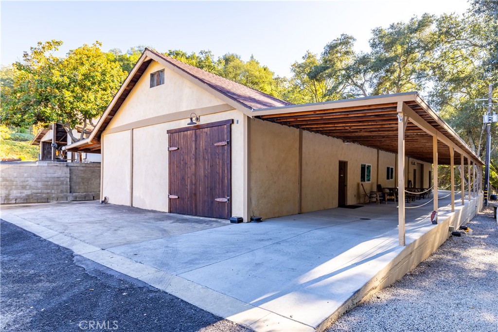1545 Willow Creek Property Photo 41