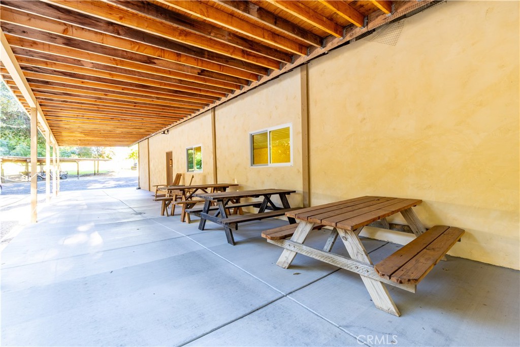 1545 Willow Creek Property Photo 42