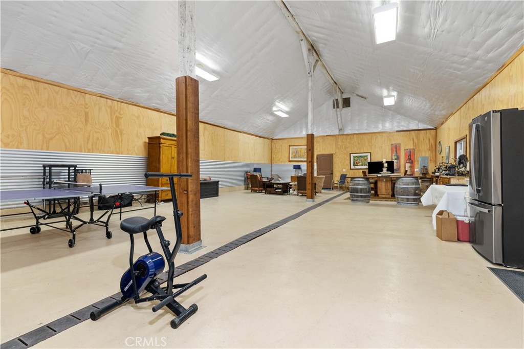 1545 Willow Creek Property Photo 43