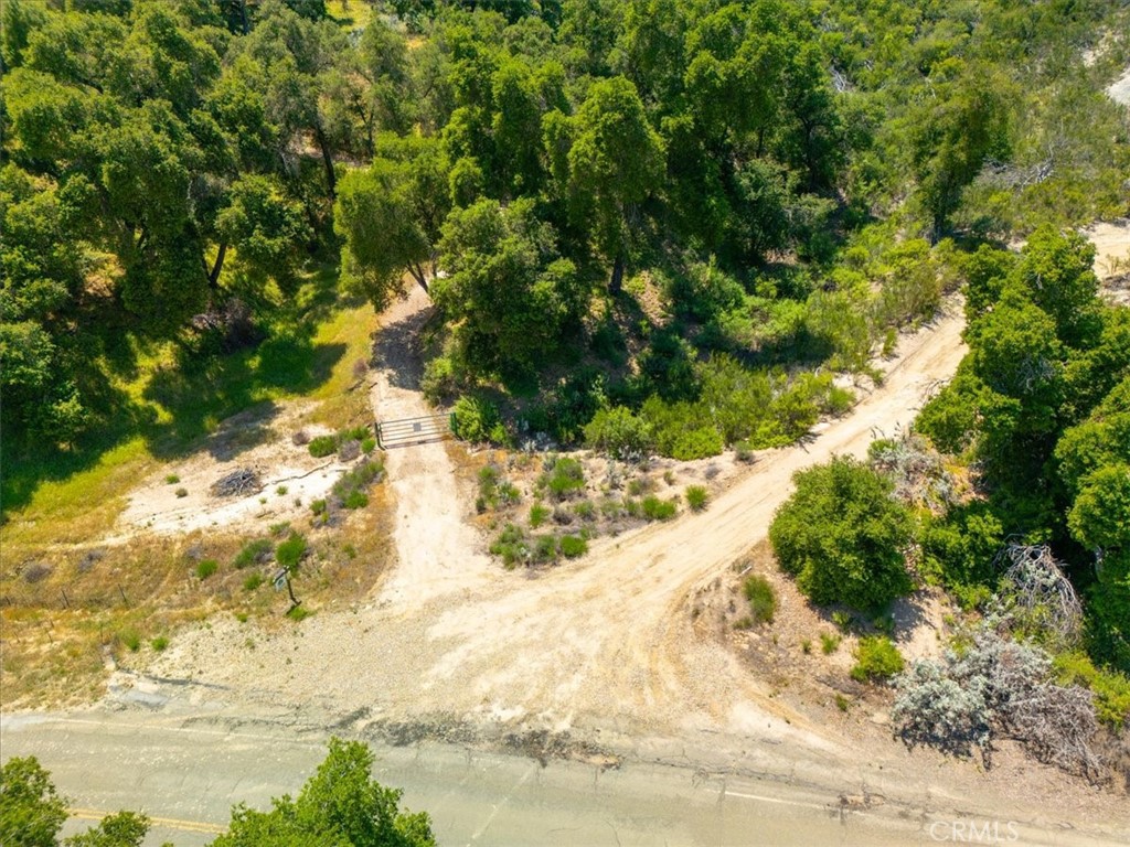 74650 Interlake Property Photo 12