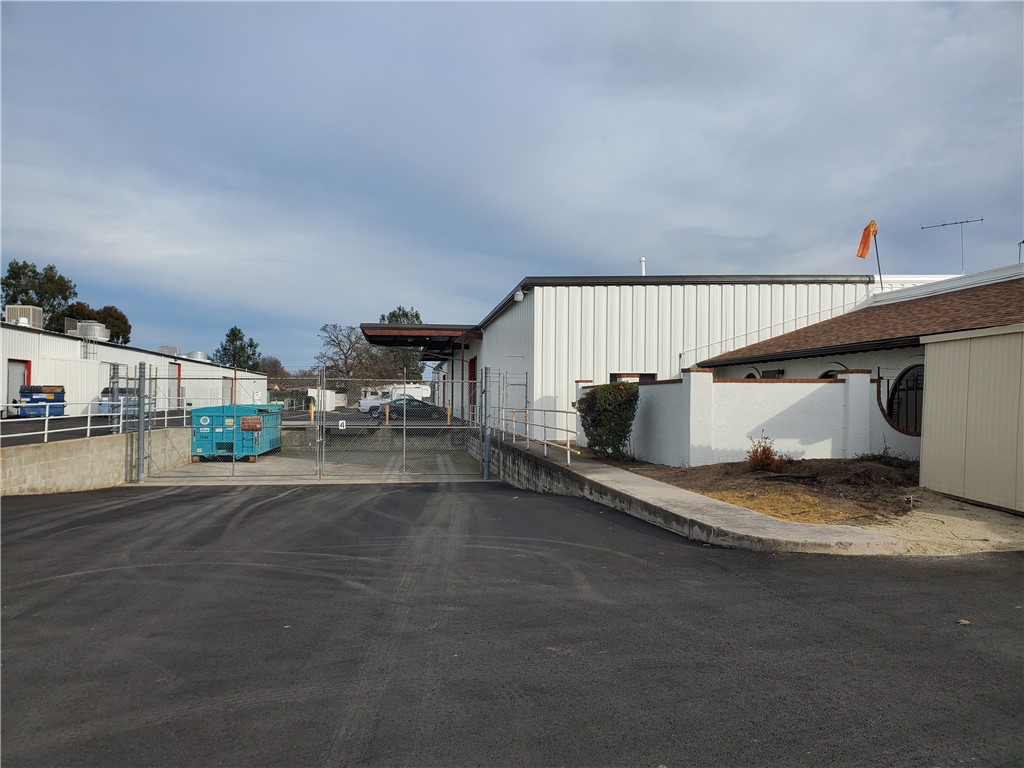 1750 Commerce Property Photo 2