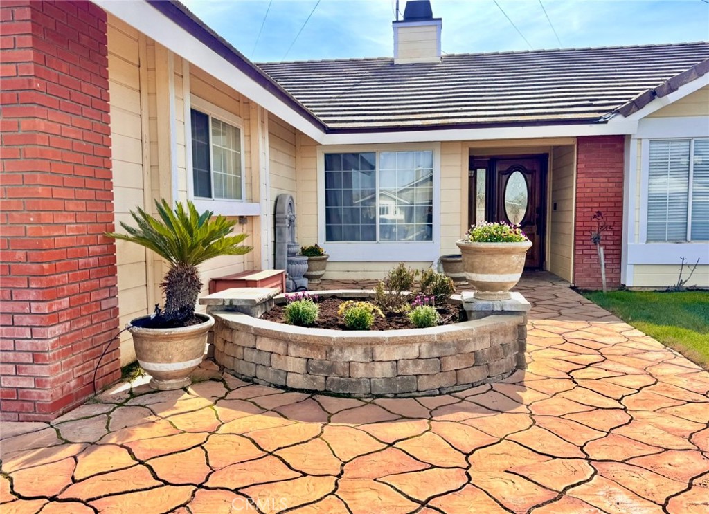 192 Sandbar Court Property Photo 1