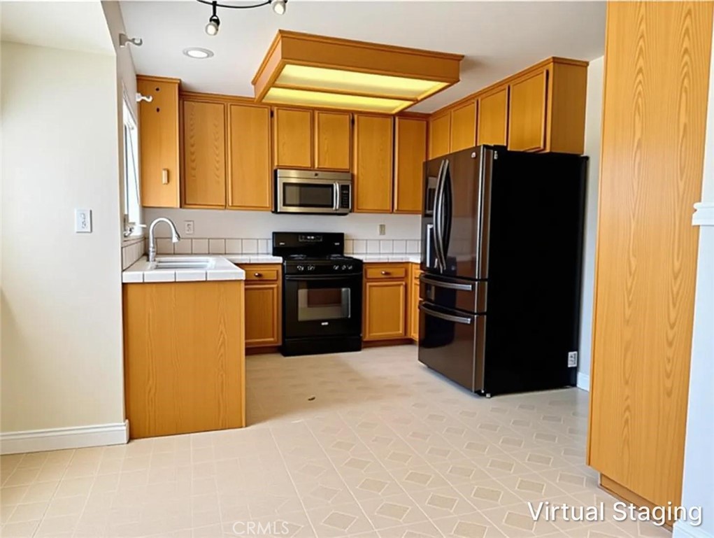 192 Sandbar Court Property Photo 6