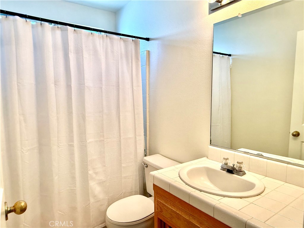 192 Sandbar Court Property Photo 12