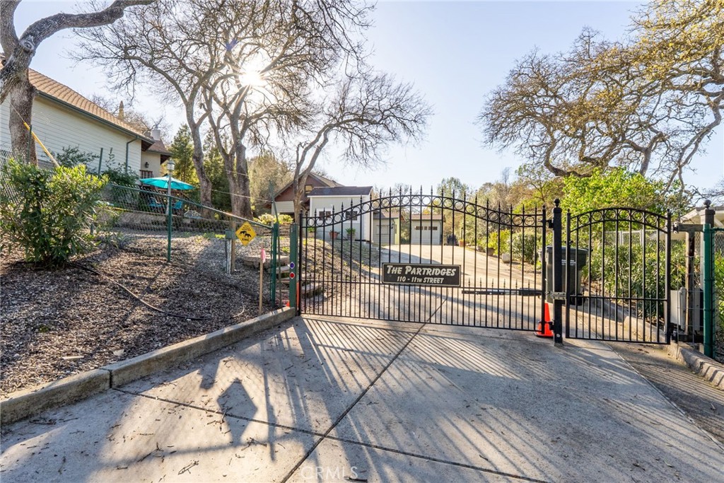 110 11th Property Photo 59