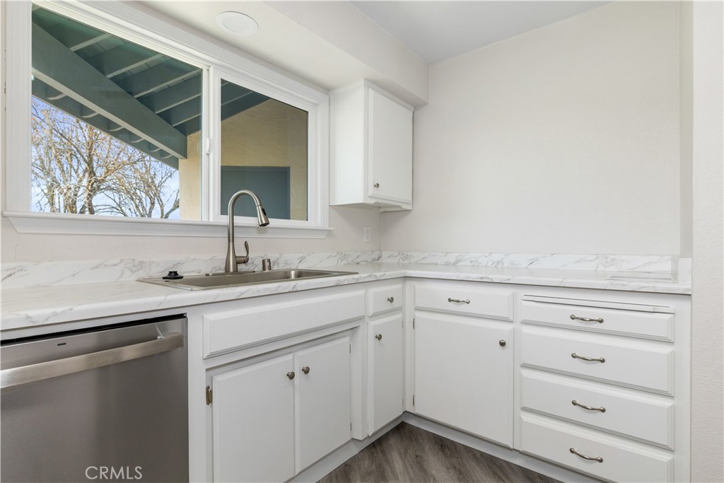 69237 Interlake Road Property Photo 20