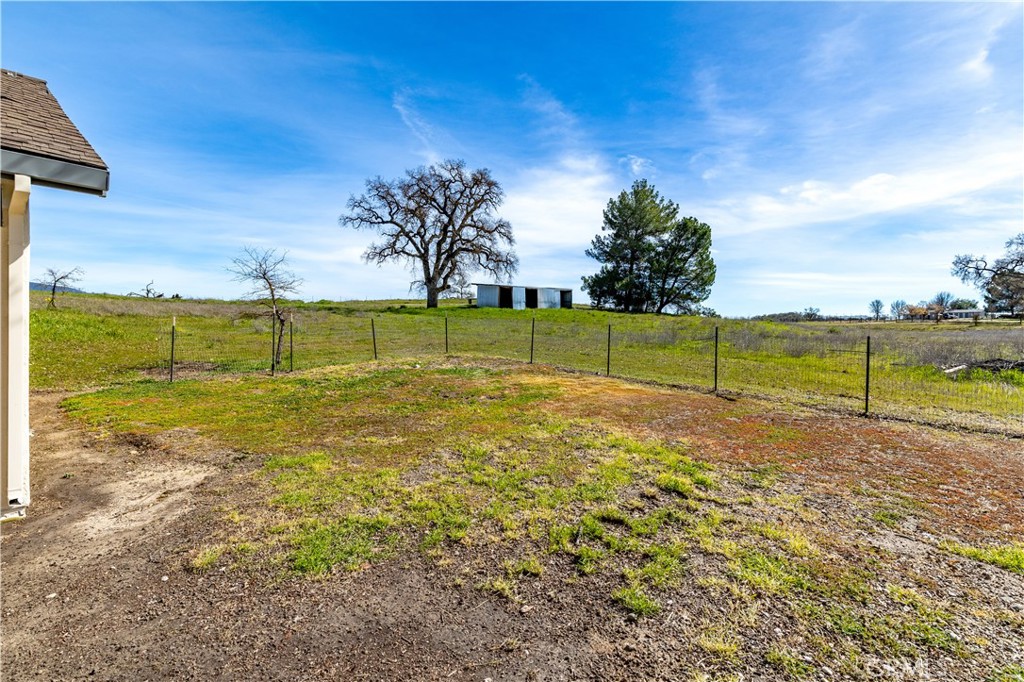 69237 Interlake Road Property Photo 36