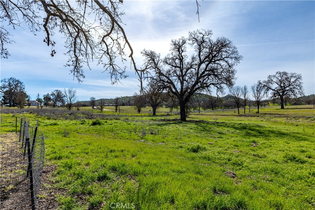 69237 Interlake Road Property Photo 44