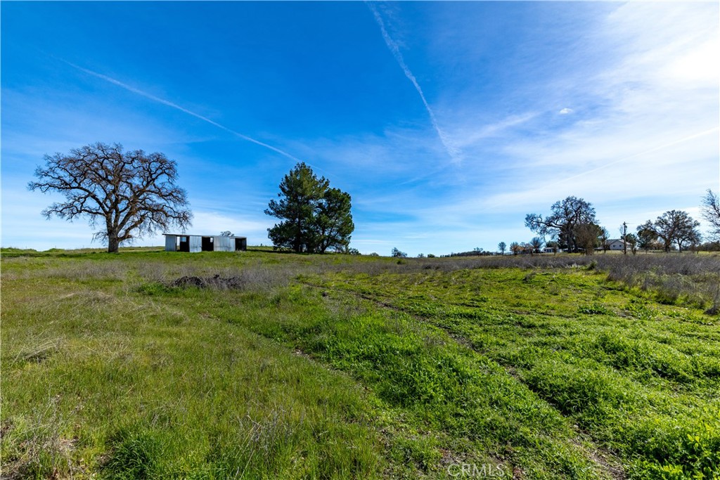 69237 Interlake Road Property Photo 45