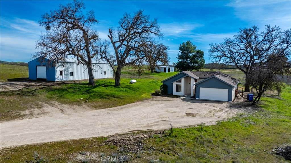 69237 Interlake Road Property Photo 47