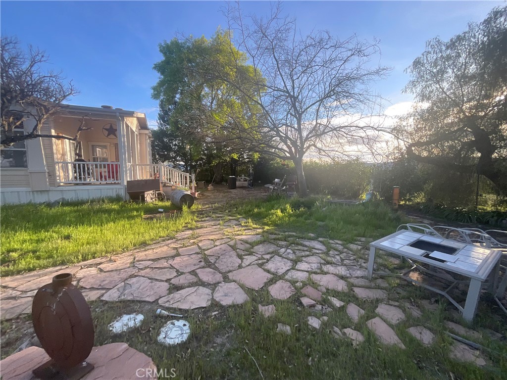 76671 Hesperia Property Photo 9