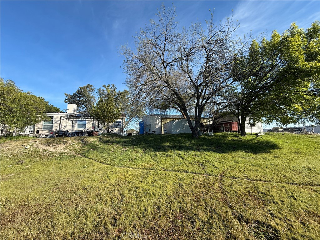 76671 Hesperia Property Photo 32